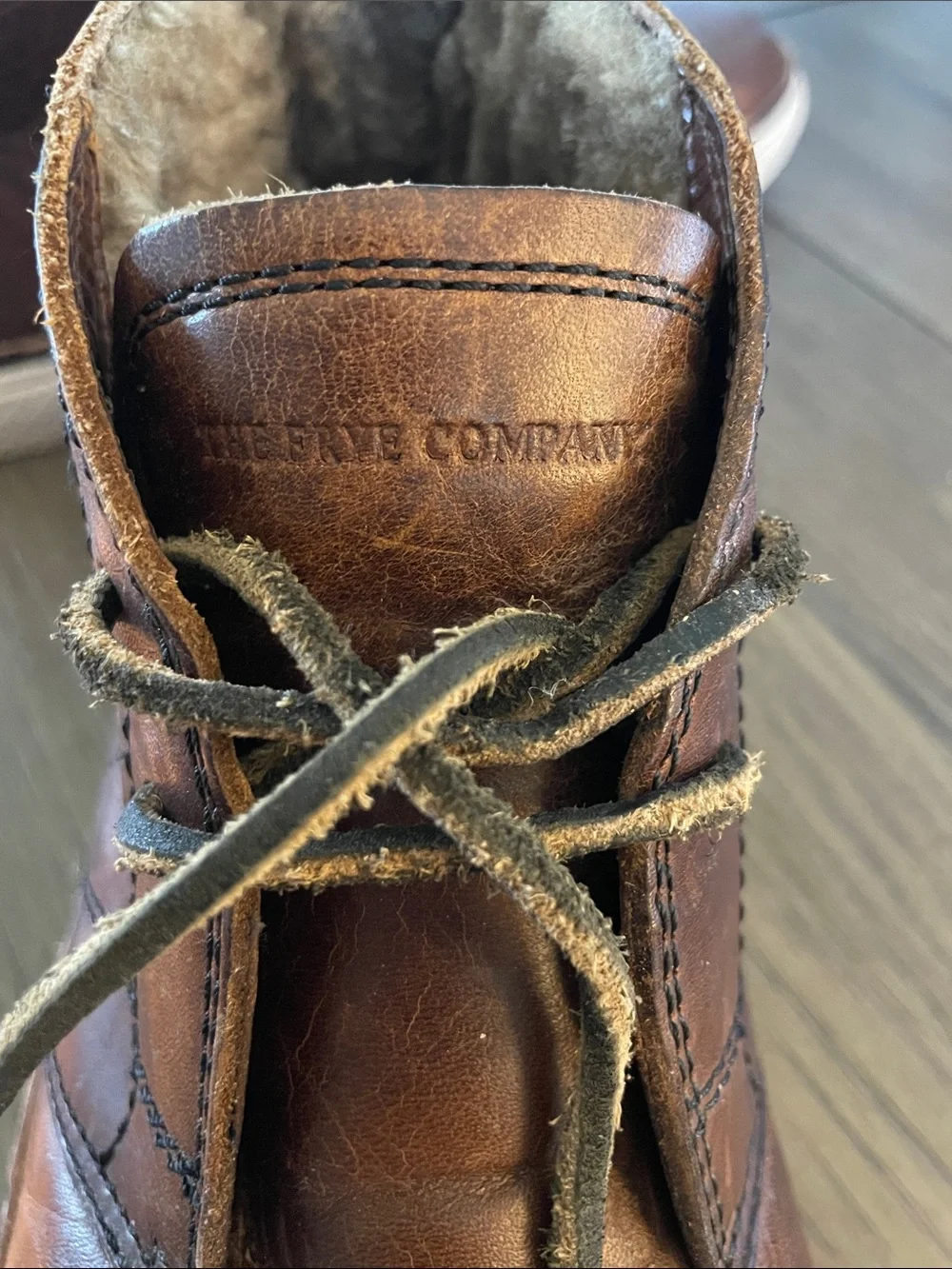 Frye Men's Sz9 Brown Leather Lace-Up Chukka Boots